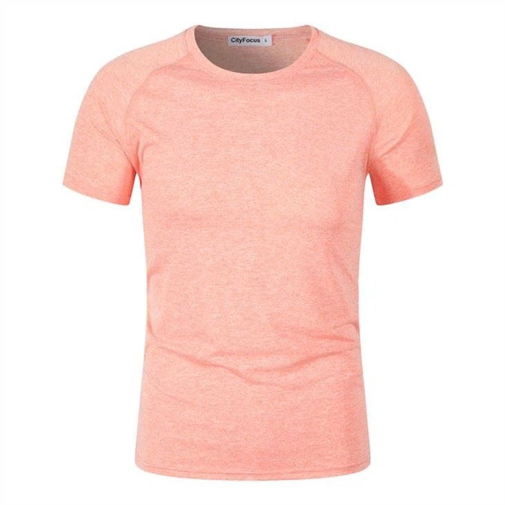 close-fitting T shirt